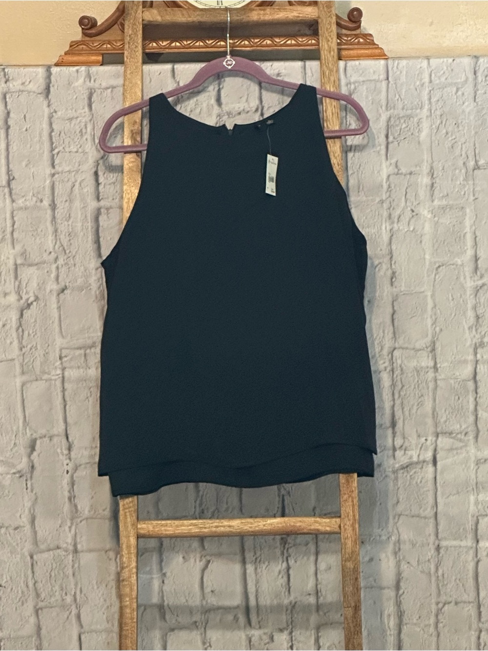 Versona Black Sleeveless Round-Neck Layered Shell Top